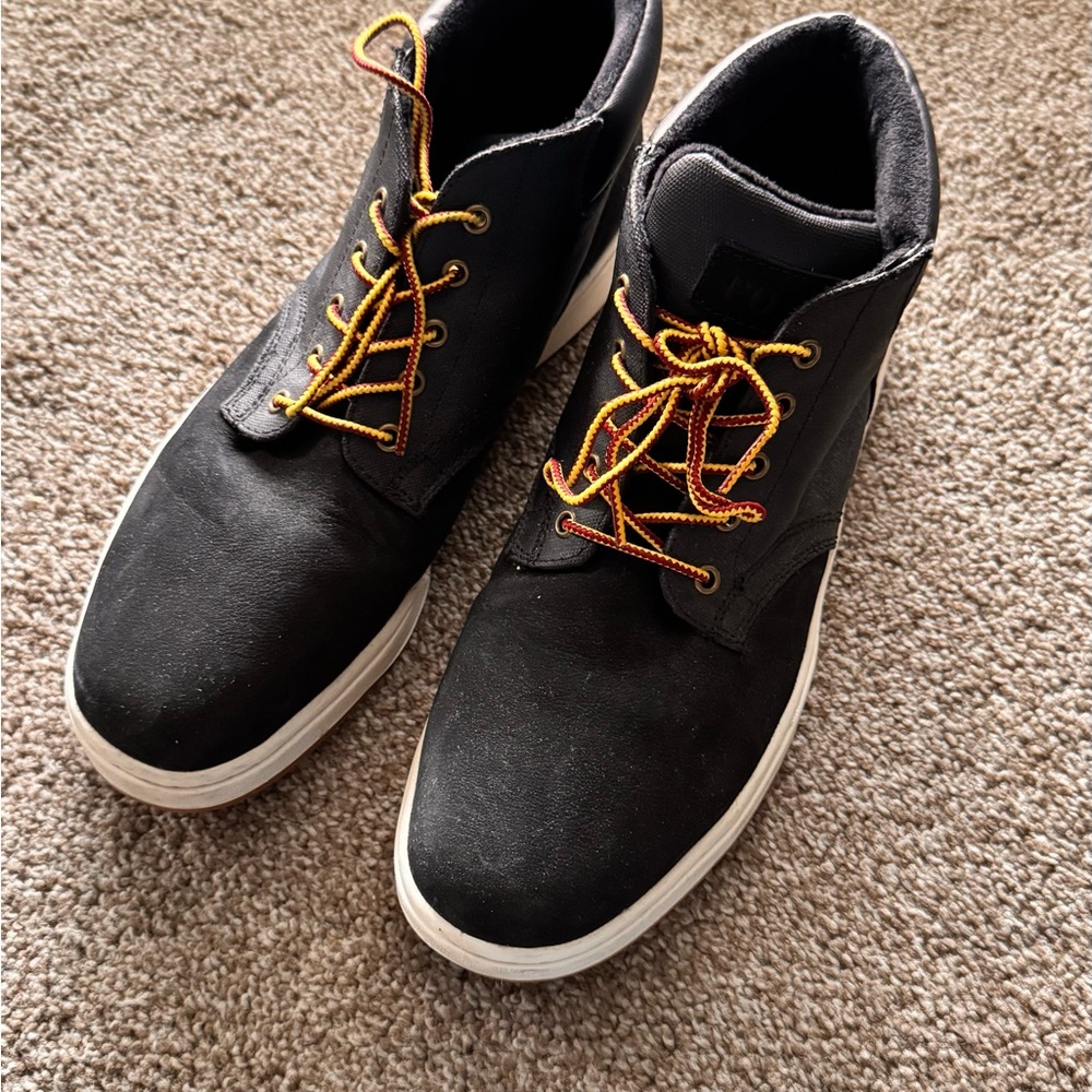 Black High-Top Men's Shoes